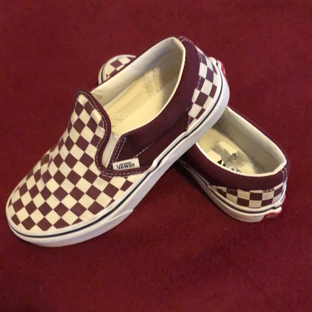 Boys size 2.5 slip on vans